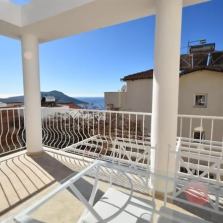 Badem Kalkan
